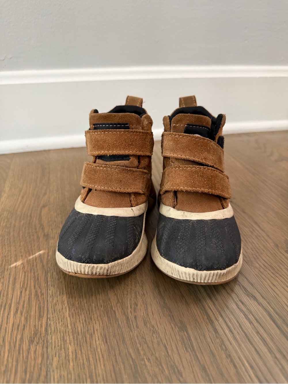 Used SOREL Boots size 10T